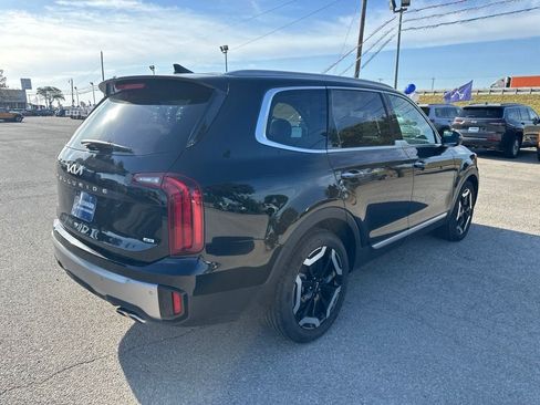 Used 2025 Kia Telluride S AWD/4WD image 5