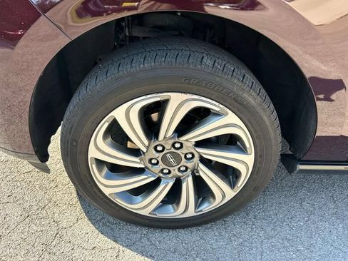 Used 2024 Lincoln Navigator L Reserve AWD/4WD image 12