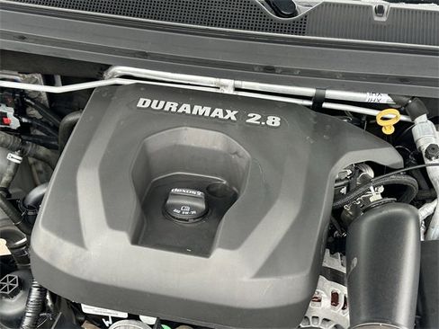 Used 2022 GMC Canyon Denali image 33