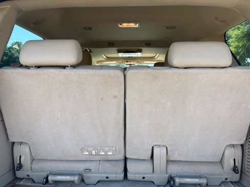 Used 2012 GMC Yukon Denali AWD/4WD image 10