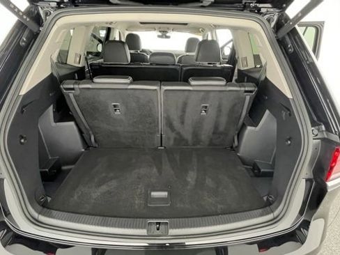 Used 2024 Volkswagen Atlas SEL Premium R-Line image 48