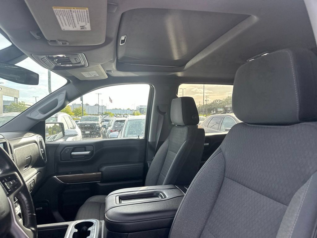 Used 2019 Chevrolet Silverado 1500 RST AWD/4WD image 34