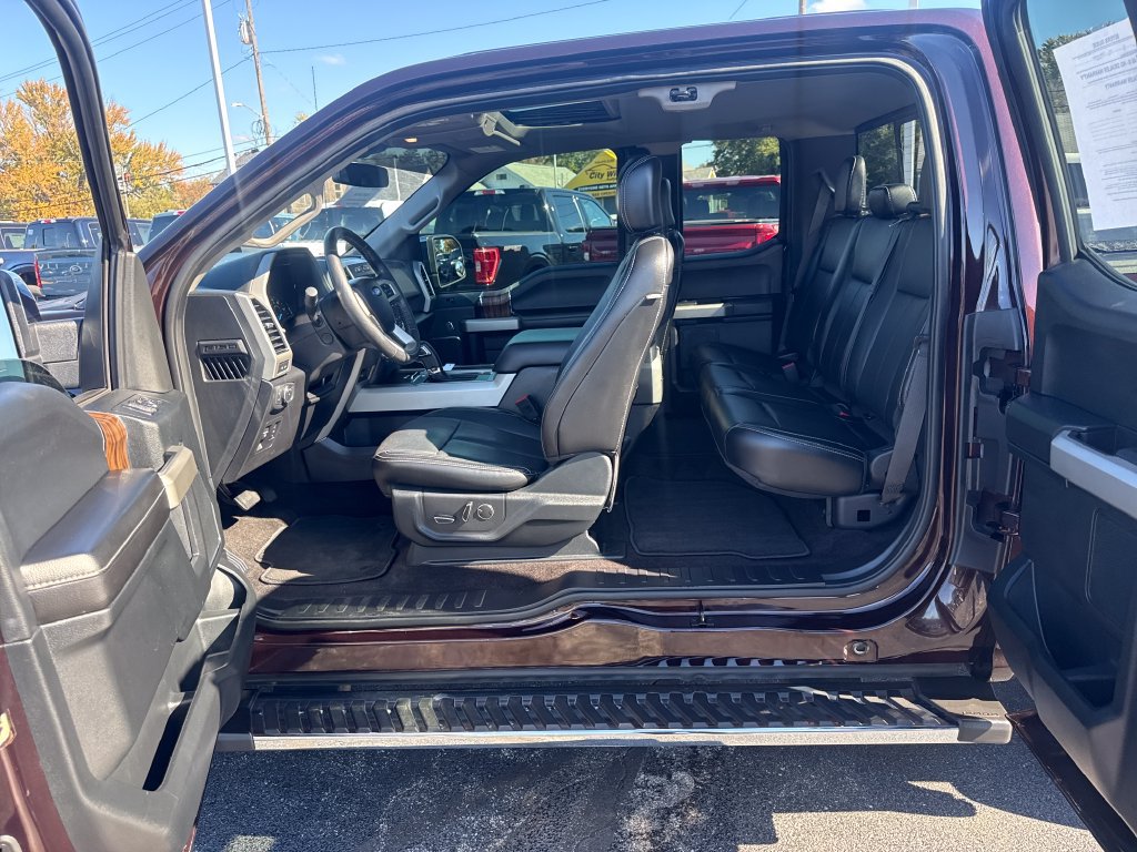 Used 2018 Ford F150 Lariat w/ Equipment Group 502A Luxury AWD/4WD image 22