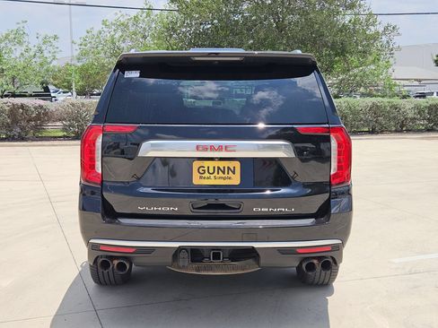 Certified 2022 GMC Yukon Denali AWD/4WD image 4