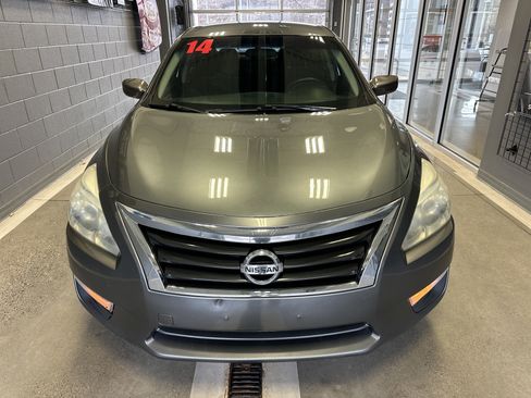 Used 2014 Nissan Altima 2.5 S image 9