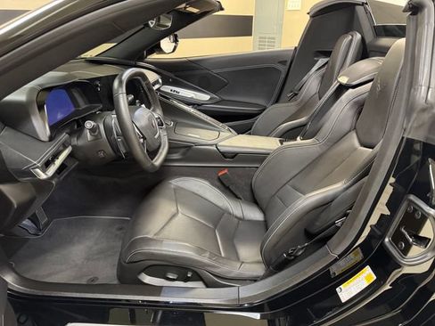 Used 2024 Chevrolet Corvette Stingray Convertible w/ 1LT RWD image 9