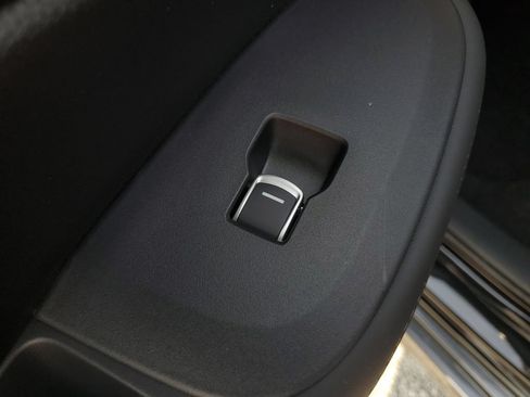 Certified 2025 Acura ADX FWD image 15