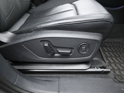 Used 2022 Audi Q3 2.0T Premium Plus image 16