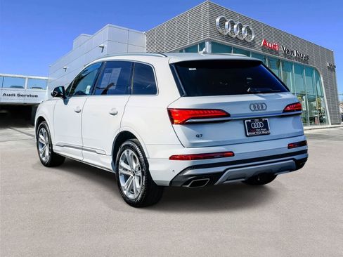 Used 2025 Audi Q7 Premium Plus w/ Premium Plus Package image 2