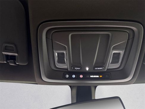 Used 2020 Chevrolet Silverado 1500 LT w/ All-Star Edition image 25