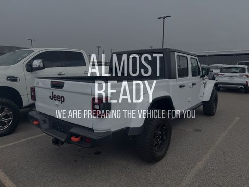 Used 2023 Jeep Gladiator Mojave w/ LED Lighting Group AWD/4WD image 4