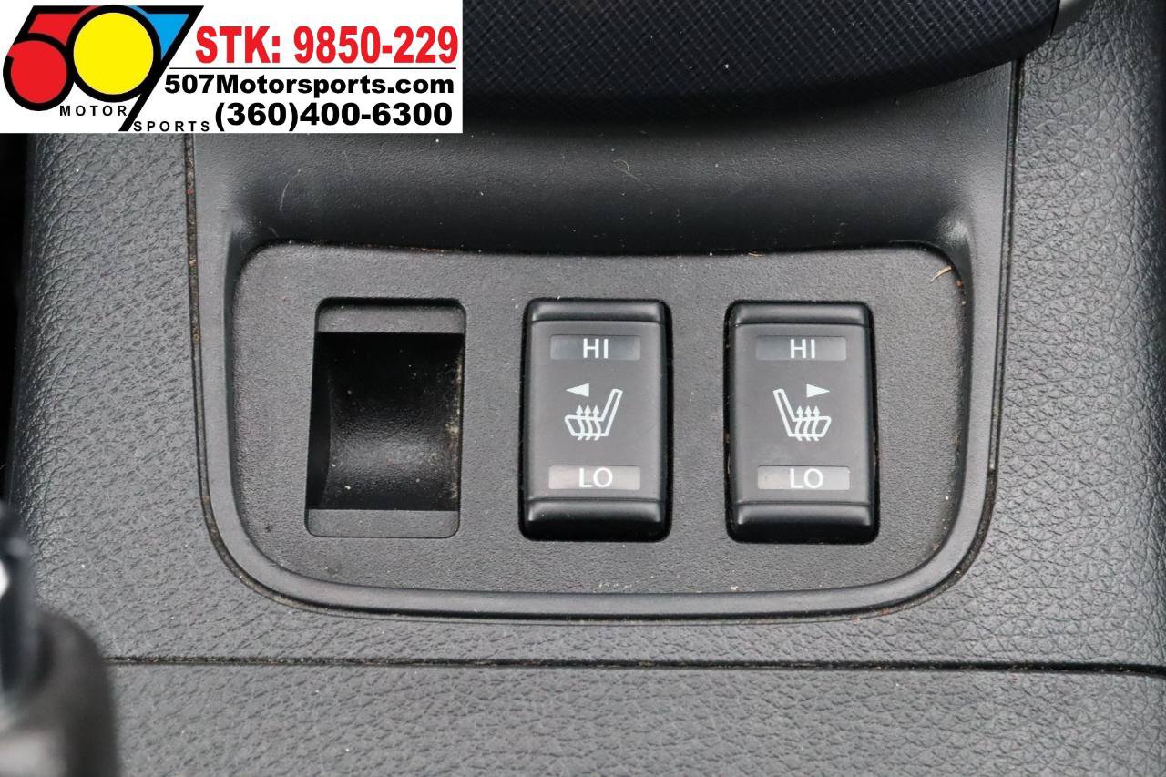 Used 2017 Nissan Sentra SR Turbo w/ SR Midnight Edition FWD image 21