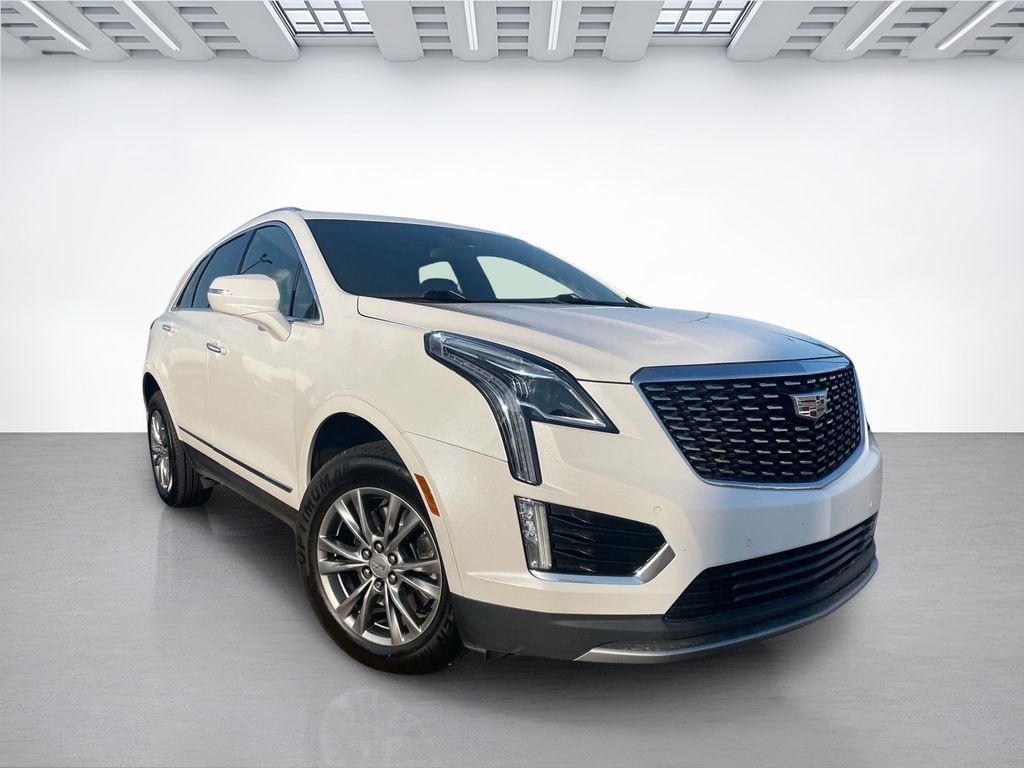 Used 2022 Cadillac XT5 Premium Luxury FWD image 4
