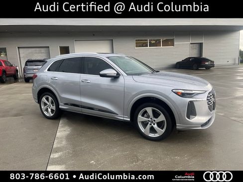 Certified 2025 Audi Q5 Premium Plus w/ Premium Plus AWD/4WD image 1