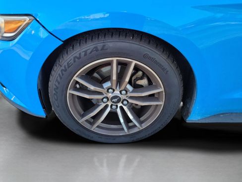 Used 2017 Ford Mustang Premium image 26