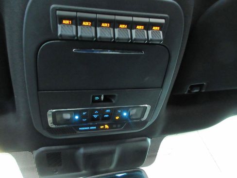 Used 2025 Ford F150 Raptor AWD/4WD image 75