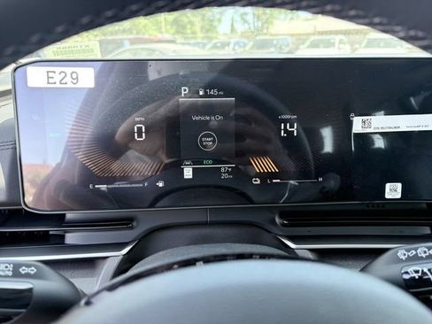 New 2026 Kia Carnival EX FWD image 11