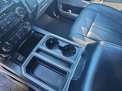 Used 2017 Ford F150 XLT w/ Equipment Group 302A Luxury image 26