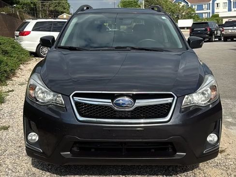 Used 2017 Subaru Crosstrek 2.0i Limited AWD/4WD image 4
