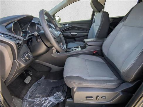 Used 2018 Ford Escape SE w/ SE Sync 3 Package AWD/4WD image 15