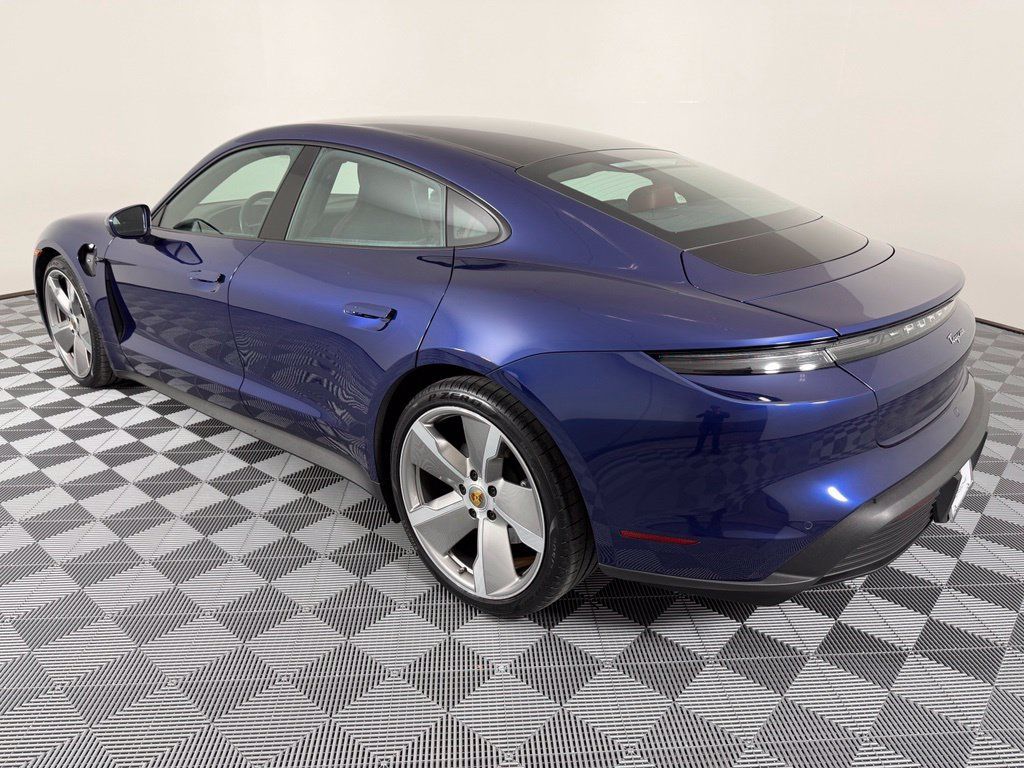Used 2024 Porsche Taycan RWD image 3