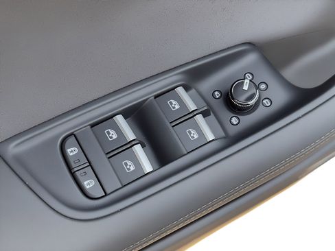 New 2026 Audi RS Q8 performance image 15