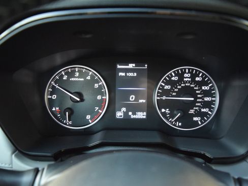 Used 2021 Subaru Outback Premium image 10