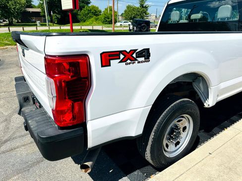 Used 2021 Ford F250 XL w/ Power Equipment Group image 14