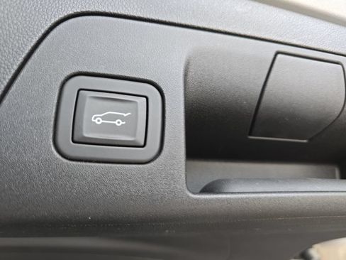 Used 2025 Buick Envision Sport Touring AWD/4WD image 14