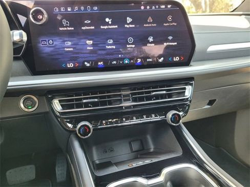 New 2025 Chevrolet Traverse LT image 23