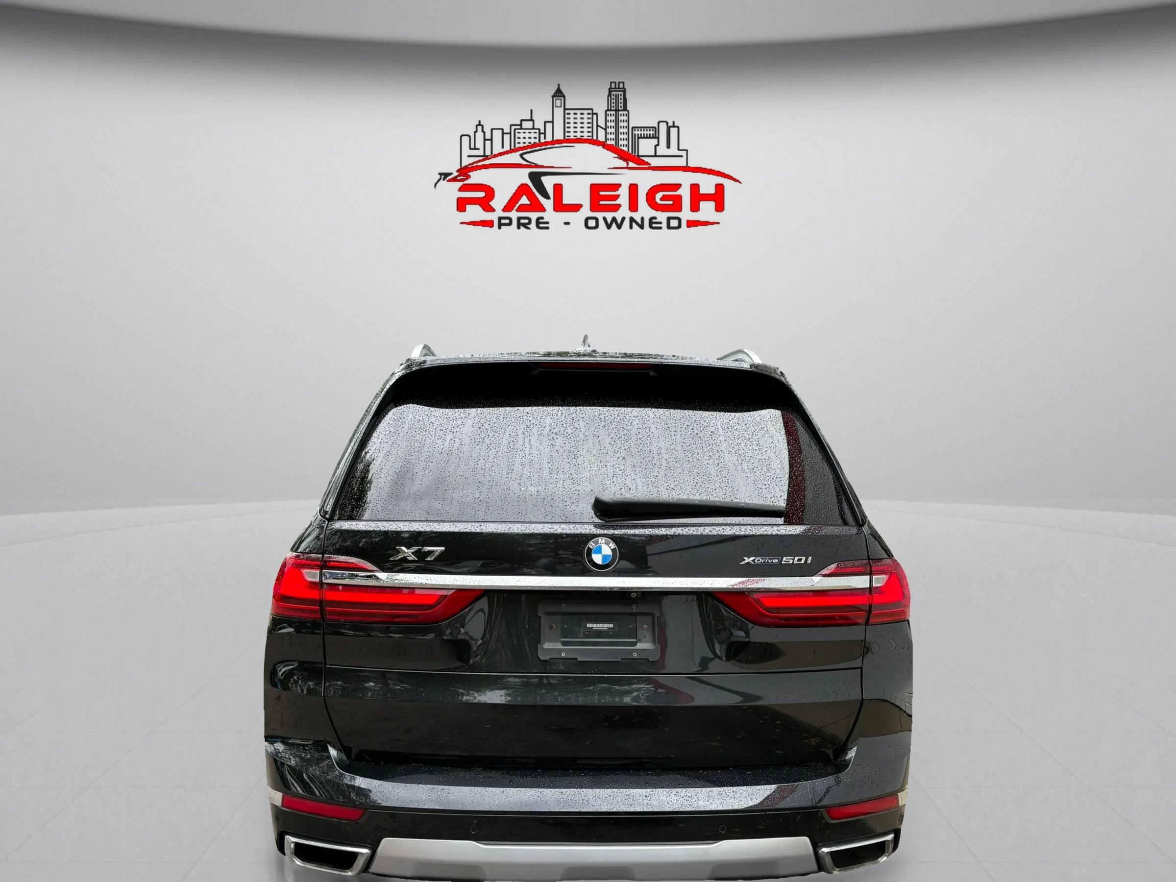 Used 2019 BMW X7 xDrive50i w/ Premium Package AWD/4WD image 5