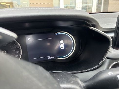 Used 2022 Genesis G70 2.0T w/ Prestige Package image 10