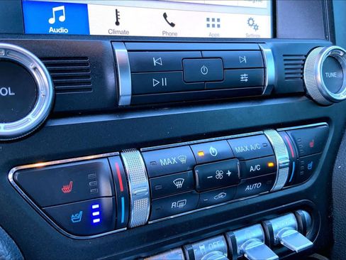 Used 2019 Ford Mustang Premium image 28