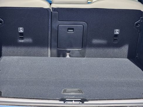 New 2026 Volvo XC60 T8 Ultra w/ Protection Package Premier image 20