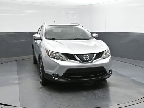 Used 2018 Nissan Rogue Sport SL AWD/4WD image 17