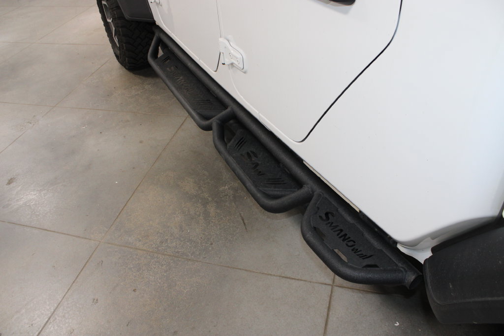 Used 2023 Jeep Gladiator Sport AWD/4WD image 12