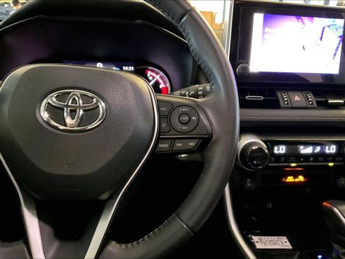 Used 2023 Toyota RAV4 XLE Premium FWD image 23