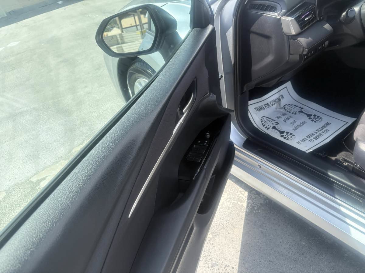 Used 2025 Toyota Camry LE FWD image 16