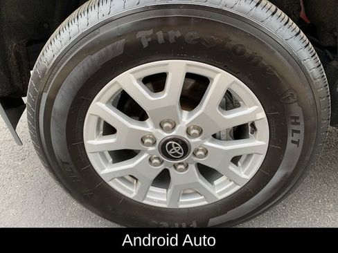 Used 2025 Toyota Tacoma SR5 AWD/4WD image 10