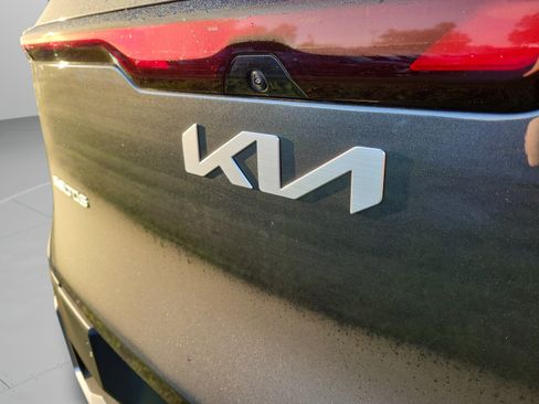 New 2027 Kia Seltos EX FWD image 6