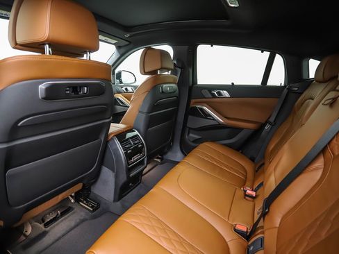New 2026 BMW X6 xDrive40i w/ Executive Package image 22