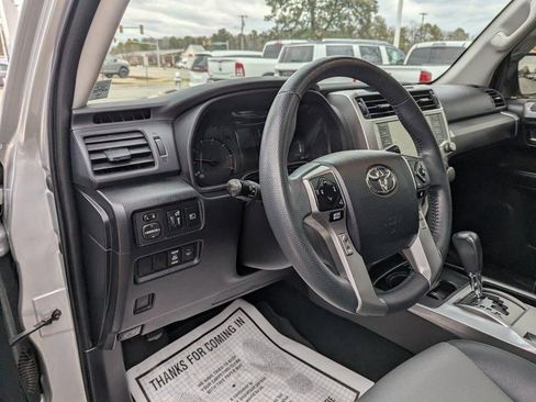 Used 2022 Toyota 4Runner SR5 Premium w/ Moonroof Package image 12