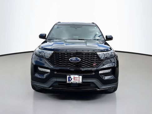 Used 2022 Ford Explorer ST w/ Equipment Group 401A image 2