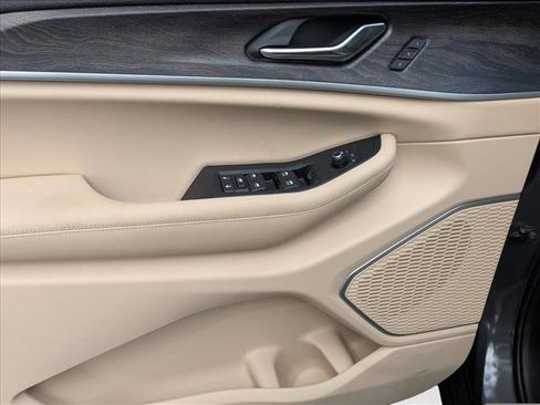 New 2026 Jeep Grand Cherokee Limited image 17