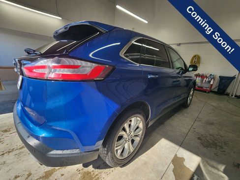 Used 2022 Ford Edge Titanium w/ Equipment Group 301A AWD/4WD image 7