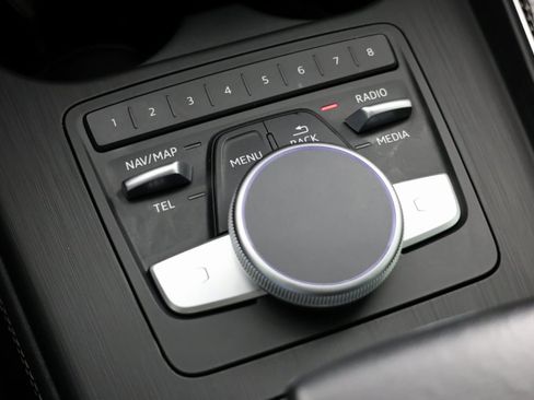 Used 2019 Audi S4 Premium Plus w/ Premium Plus Package image 31