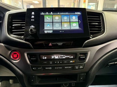 Used 2022 Honda Pilot Sport image 18