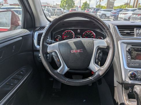 Used 2016 GMC Acadia SLT image 17