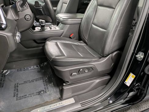 Used 2024 GMC Sierra 1500 Denali w/ Denali Reserve Package AWD/4WD image 11