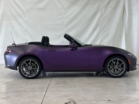 Used 2019 MAZDA MX-5 Miata Grand Touring w/ GT-S Package image 3